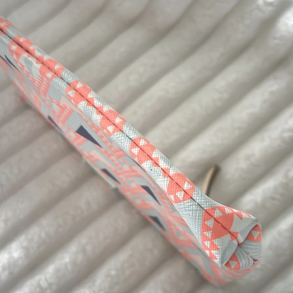 Stella & Dot NWOT Clutch Stylish Coral and Blue Geometric Design